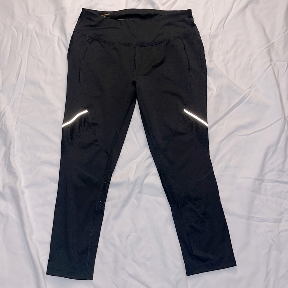 Avía cropped yoga pants black size XS